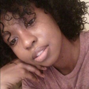 Meet your Posher, Keturah